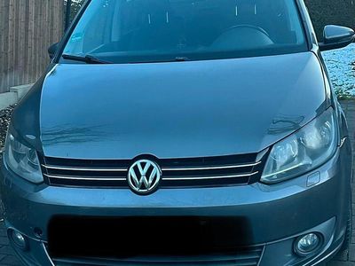 Silber Gebraucht 2010 VW Touran Van / Kleinbus | 4.900 €