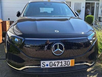 Mercedes EQA250