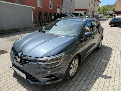 Gebraucht Renault Mégane GrandTour Business 116 PS (85 kW) 2023 Grau Kombi