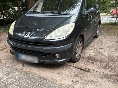 Peugeot 1007