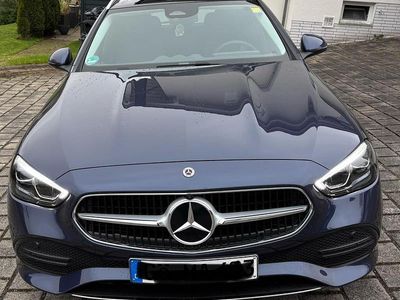 Blau Gebraucht 2025 Mercedes 200 Kombi | 49.500 €