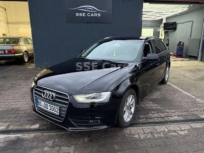Schwarz Gebraucht 2015 Audi A4 Comfort Kombi | 8.699 € (Guter Preis)