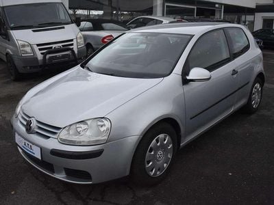 Reflexsilber metallic Gebraucht 2005 VW Golf IV Trendline Kleinwagen | 2.980 € (Etwas zu teuer)