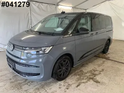 Gebraucht VW Multivan 150 PS (110 kW) 2024 Pure grey Van / Kleinbus