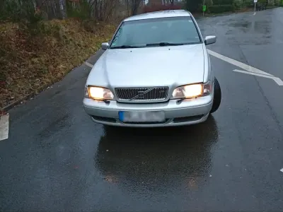 Gebraucht Volvo V70 193 PS (141 kW) 1998 Silber Kombi