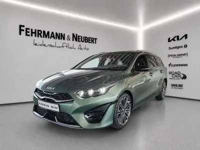 Gebraucht Kia Ceed Sportswagon GT-Line 140 PS (102 kW) 2025 Experiencegrün Kombi