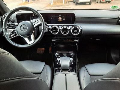 Gebraucht Mercedes A220 Progressive 190 PS (139 kW) 2018 Rot Limousine