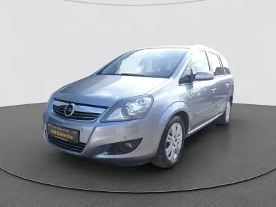 Usata Opel Zafira Innovation 200 CV (147 kW) 2009 Argento Monovolume