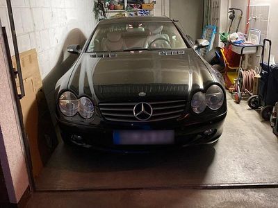 Usata Mercedes SL350 245 CV (180 kW) 2004 Nero Cabrio