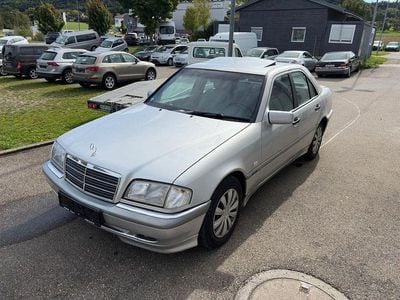 Mercedes C180
