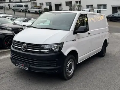 Gebraucht VW Transporter 102 PS (75 kW) 2019 Candyweiß Van