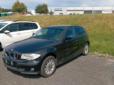Gebraucht BMW 116 116 PS (85 kW) 2005 Schwarz Kleinwagen