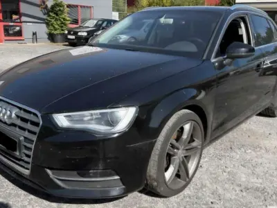 Gebraucht Audi A3 Ambiente 184 PS (135 kW) 2015 Schwarz Limousine