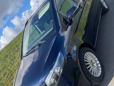 Usata Mercedes V220 163 CV (119 kW) 2020 Blu Monovolume