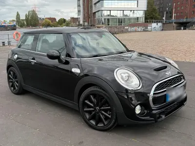 Gebraucht Mini Cooper S 192 PS (141 kW) 2017 Schwarz Kleinwagen