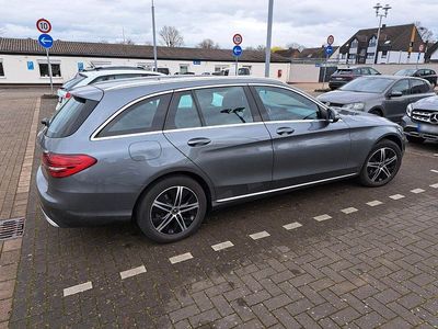 Gebraucht Mercedes C180 156 PS (114 kW) 2021 Grau Kombi