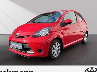 Gebraucht Toyota Aygo Cool 68 PS (50 kW) 2014 Rot Kleinwagen