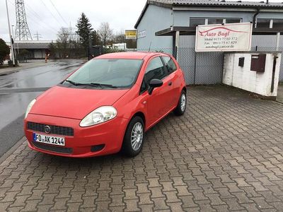 Gebraucht Fiat Grande Punto Active 65 PS (47 kW) 2009 Rot Kleinwagen