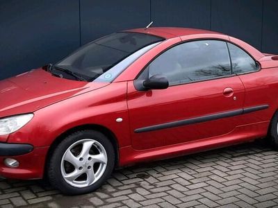 gebraucht Peugeot 206 CC Leder, Klima usw. 2004.