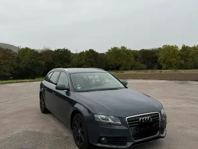 Second-hand Audi A4 120 CP (88 kW) 2010 Gri Break