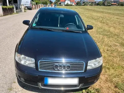 Gebraucht Audi A4 130 PS (95 kW) 2003 Blau Limousine