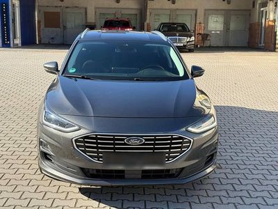 Gebraucht Ford Focus Titanium 155 PS (114 kW) 2022 Grau Kombi