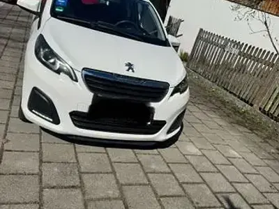 Gebraucht Peugeot 108 69 PS (50 kW) 2015 Weiß Kleinwagen