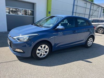 gebraucht Hyundai i20 Trend*Klima+SHZ+USB+AUX+Tüv 7/25+Top