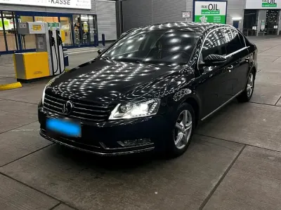 Gebraucht VW Passat 160 PS (117 kW) 2014 Schwarz Limousine