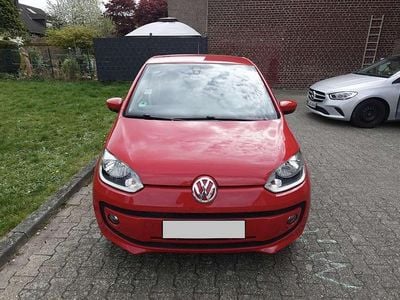 Second-hand VW up! high up! 75 CP (55 kW) 2016 Roșu Hatchback