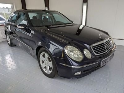 Mercedes E200