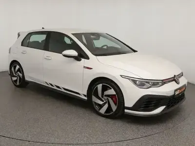 Gebraucht VW Golf VIII GTI Clubsport 325 PS (239 kW) 2024 Weiß Limousine