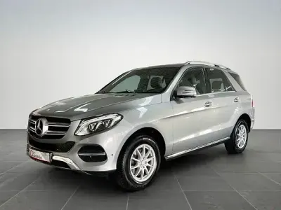 Gebraucht Mercedes GLE250 204 PS (150 kW) 2016 Grau SUV