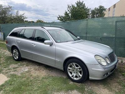 Mercedes E220