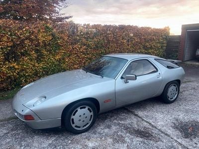 Second-hand Porsche 928 300 CP (220 kW) 1991 Argintiu Coupe
