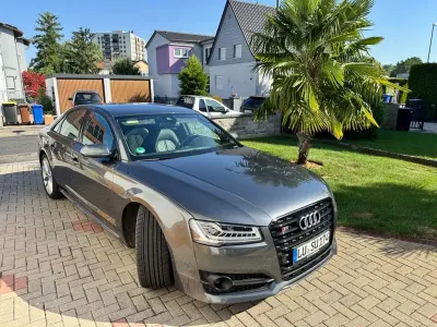 Gebraucht Audi S8 plus Sport 605 PS (444 kW) 2017 Grau Limousine
