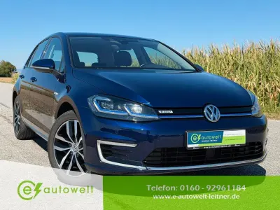 Gebraucht VW e-Golf 100 kW (136 PS) 2019 Atlantic blue Kleinwagen