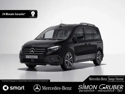 Gebraucht Mercedes T180 Progressive 131 PS (96 kW) 2024 Schwarz Van / Kleinbus