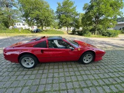 Gebraucht Ferrari 328 271 PS (199 kW) 1986 Rot Cabrio