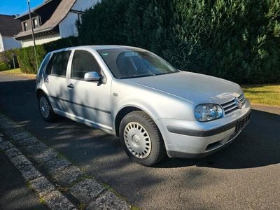 VW Golf IV