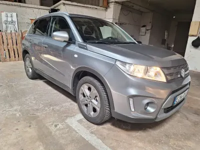 Gebraucht Suzuki Vitara Comfort 120 PS (88 kW) 2018 Grau SUV