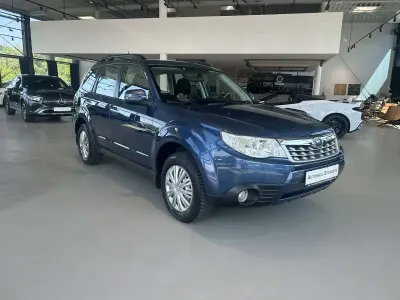 Gebraucht Subaru Forester Comfort 150 PS (110 kW) 2012 Blau (metallic) SUV