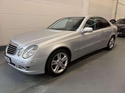 Gebraucht Mercedes E200 Avantgarde 184 PS (135 kW) 2007 Iridiumsilber  metalliclack Limousine