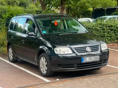 Gebraucht VW Touran 136 PS (100 kW) 2004 Schwarz Van / Kleinbus