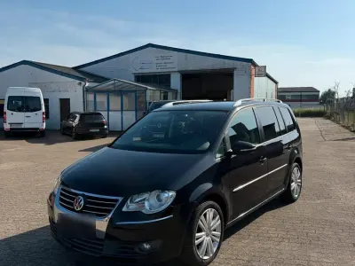 Gebraucht VW Touran Cross 140 PS (102 kW) 2010 Schwarz Van / Kleinbus