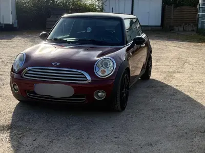 Używany Mini Cooper 120 KM (88 kW) 2009 Czerwony Hatchback