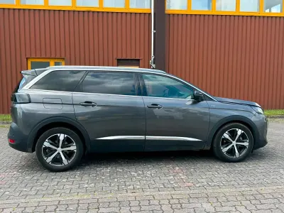 Gebraucht Peugeot 5008 177 PS (130 kW) 2022 Grau SUV