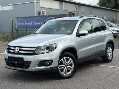 Gebraucht VW Tiguan 122 PS (89 kW) 2013 Silber SUV