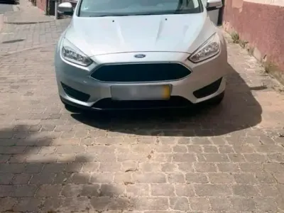 Gebraucht Ford Fiesta 100 PS (73 kW) 2015 Silber Kleinwagen