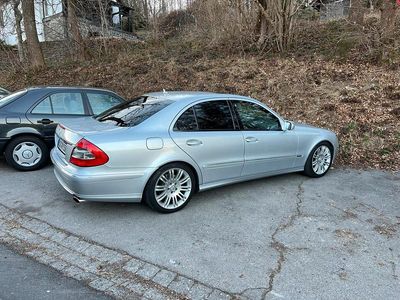 Silber Gebraucht 2008 Mercedes E280 Sport Limousine | 6.750 € (Etwas zu teuer)